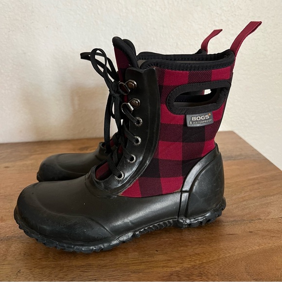Bogs Sidney Lace Plaid Bog Red Black Boots Size 1 - Picture 5 of 17